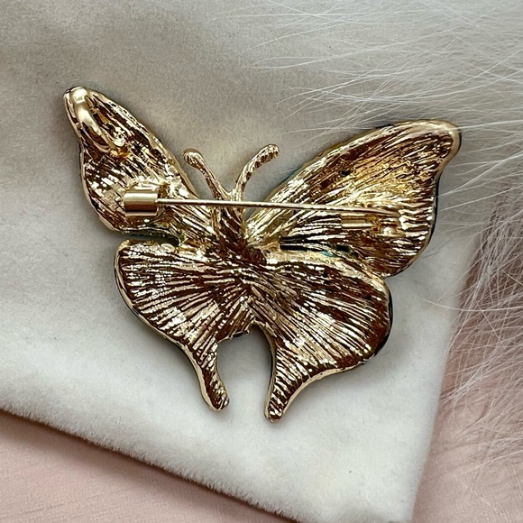 Rhinestone Butterfly Blue Brooch - Picture 2 of 3